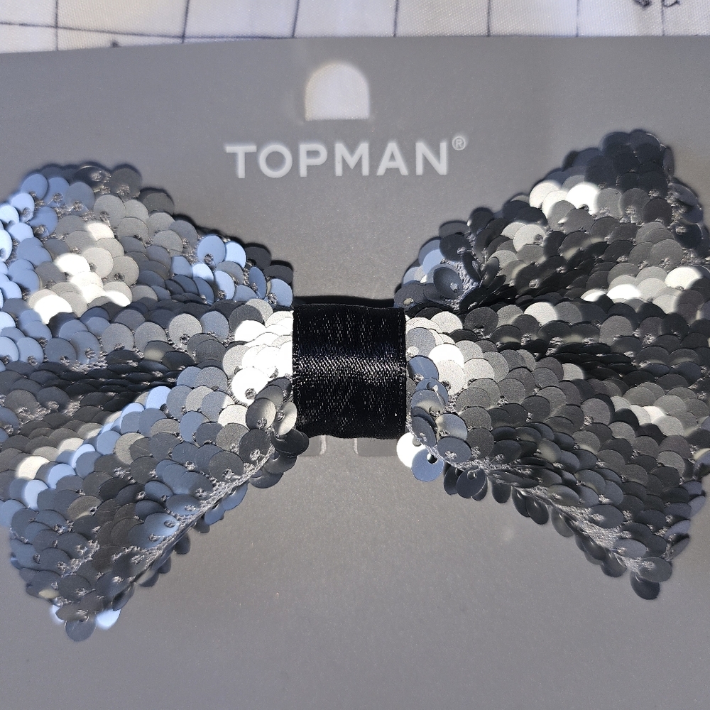 Unisex silver sequin bow tie!